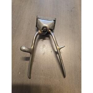 VINTAGE SOLINGEN MADE IN GERMANY HANDHELD HAIR CLIPPERS